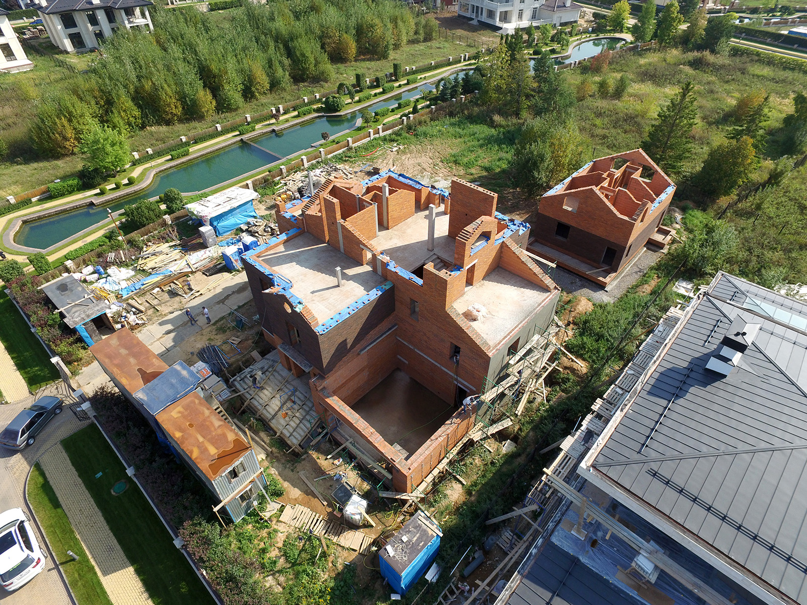 Строительство кирпичного загородного дома