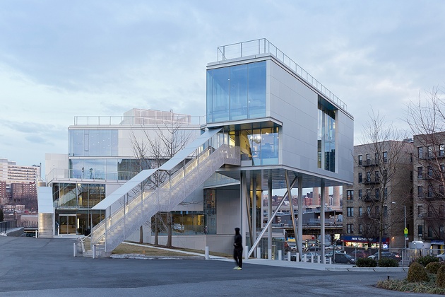 Спортивный центр в Кэмпбелле / Steven Holl Architects